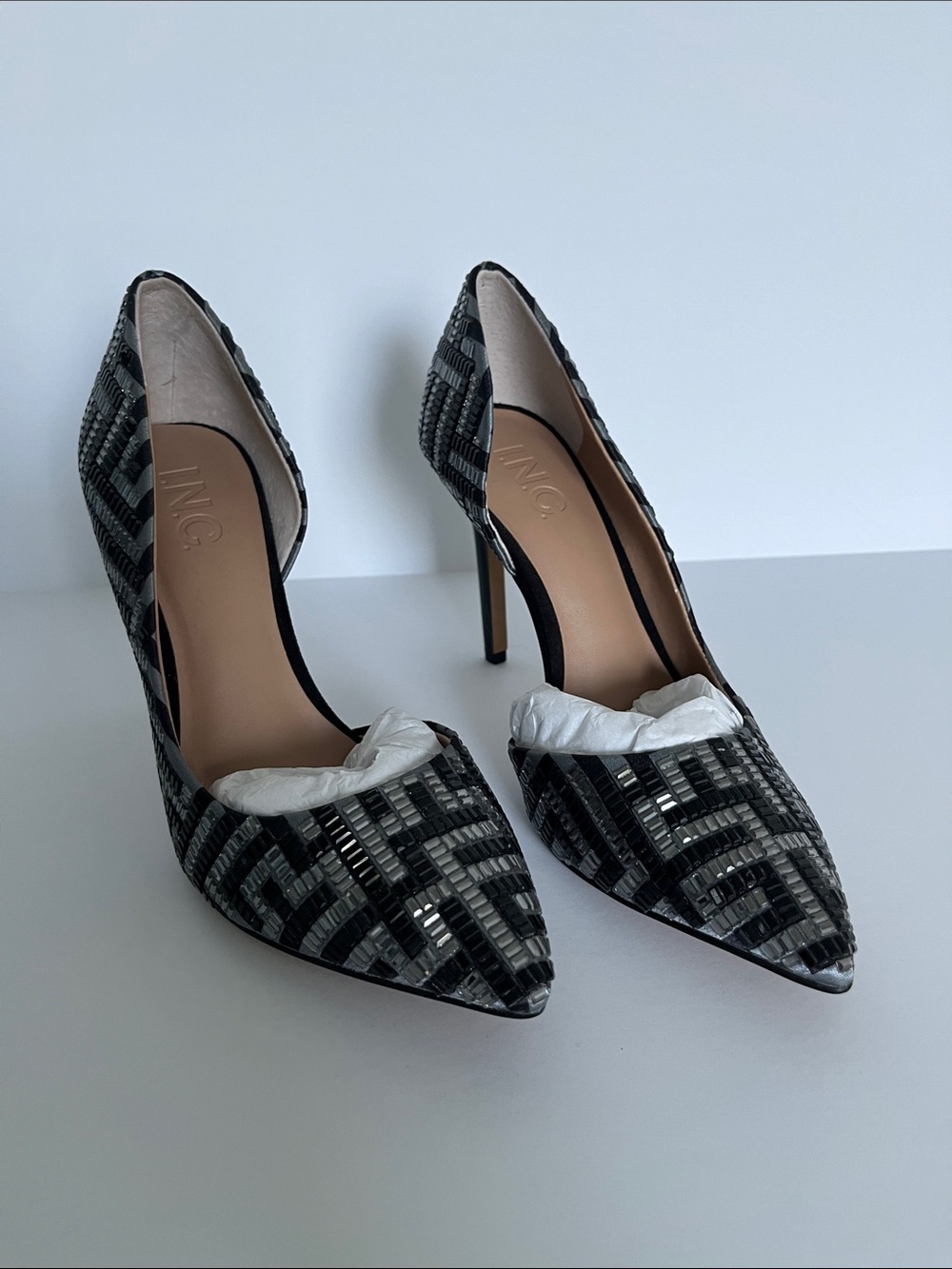 New INC International Concepts Black Gray Maze Pointed-Toe heels